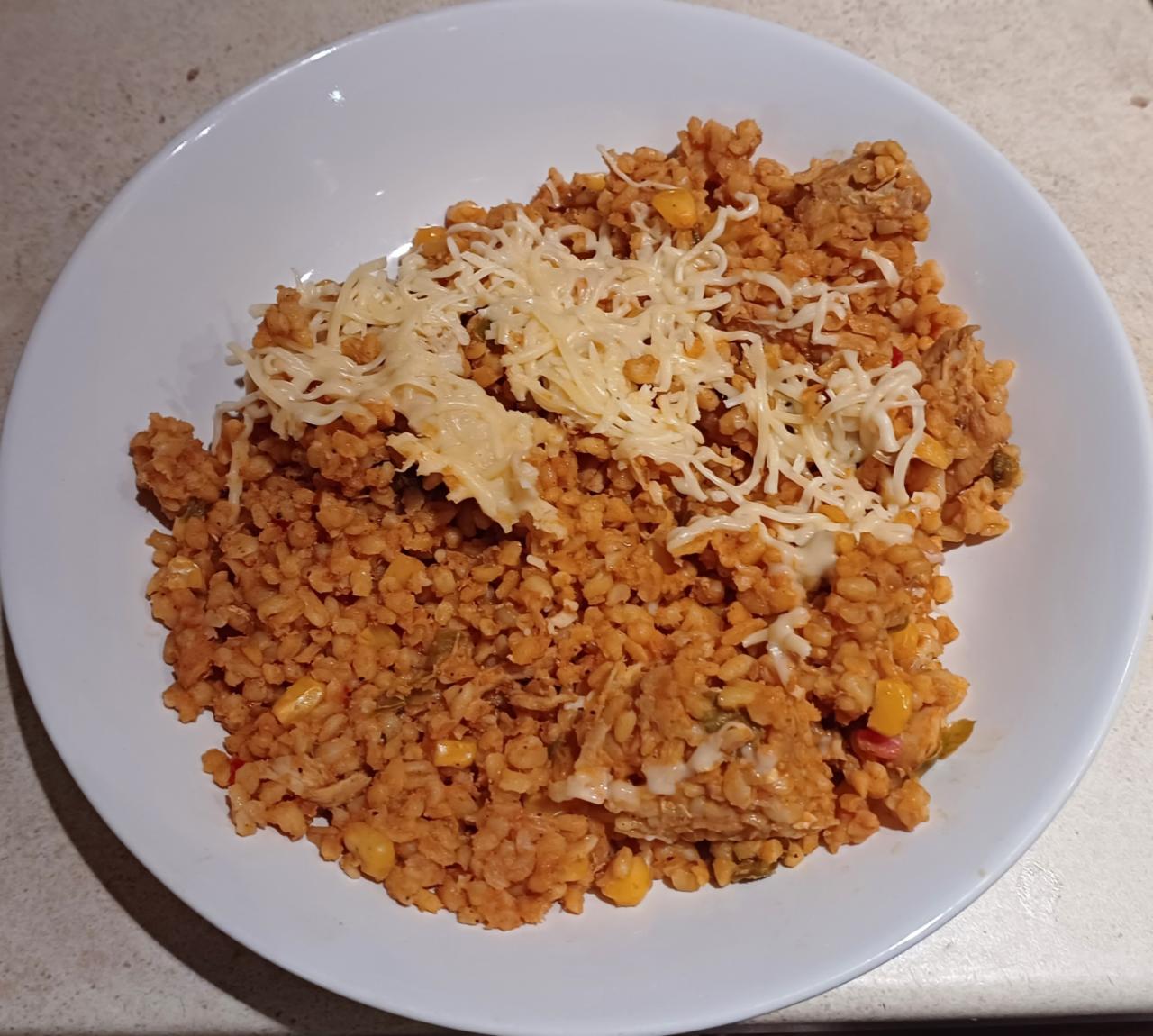 Képek - Bulgur rizottó csirkével, parmezánnal és zöldségekkel