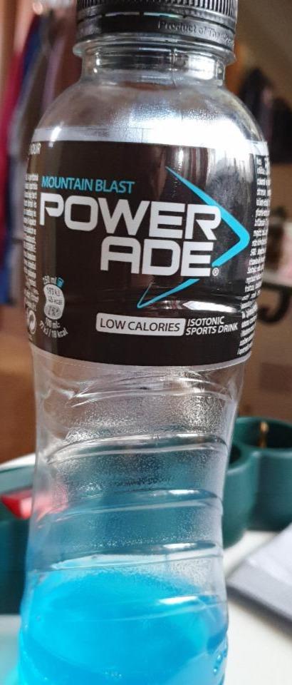 Képek - Powerade Mountain Blast szénsavmentes, vegyesgyümölcs-ízű, izotóniás sportital 500 ml