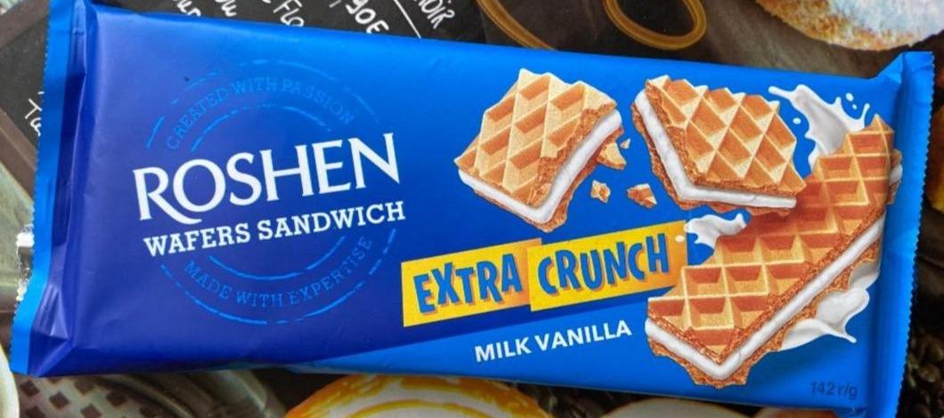 Képek - Roshen Extra Crunch tej és vanília ízesítésű krémekkel töltött ostyalapok 142 g