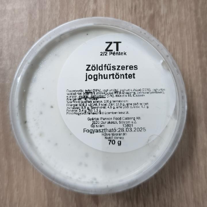 Képek - Zöldfűszeres joghurtöntet Teletál
