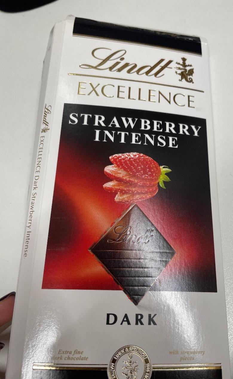 Képek - Lindt Excellence Intense Strawberry finom keserű csokoládé eperdarabokkal 100 g