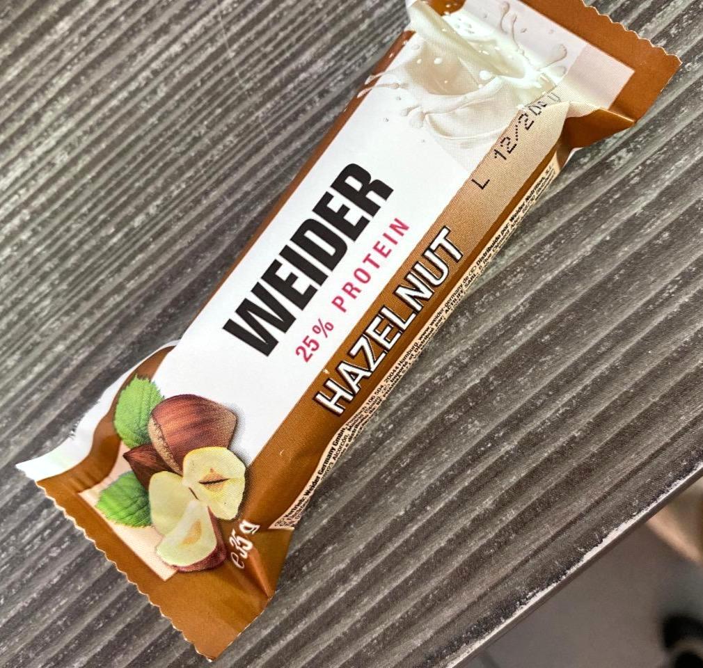 Képek - Protein szelet 25% Hazelnut Weider