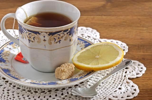 Képek - fekete tea cukorral és citrommal