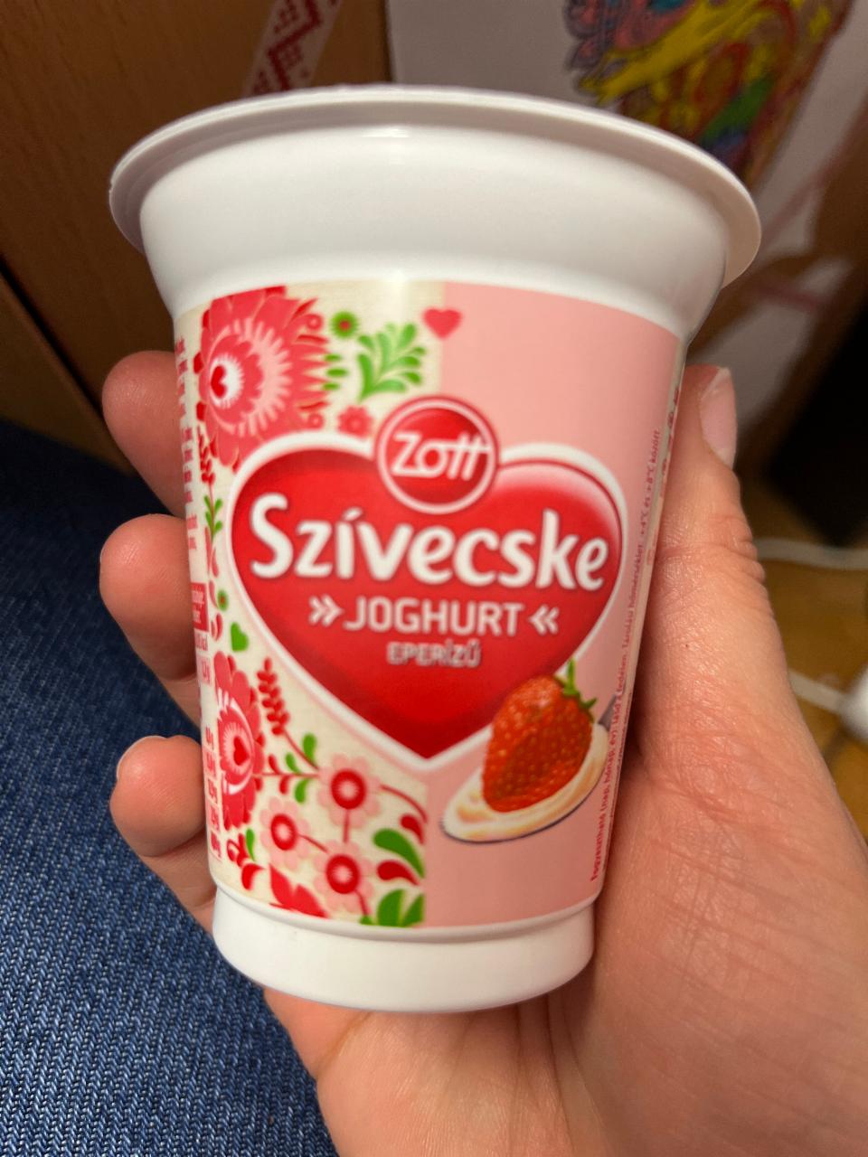 Képek - Sivecske joghurt eperízů Zott