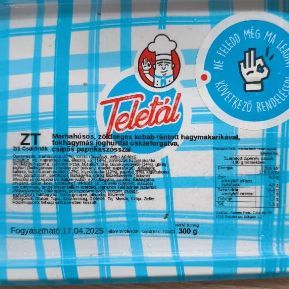 Képek - Marhahúsos zöldséges kebab rántott hagymakarikával fokhagymás joghurttal osszeforgatva csípős paprikasszósszal Teletál