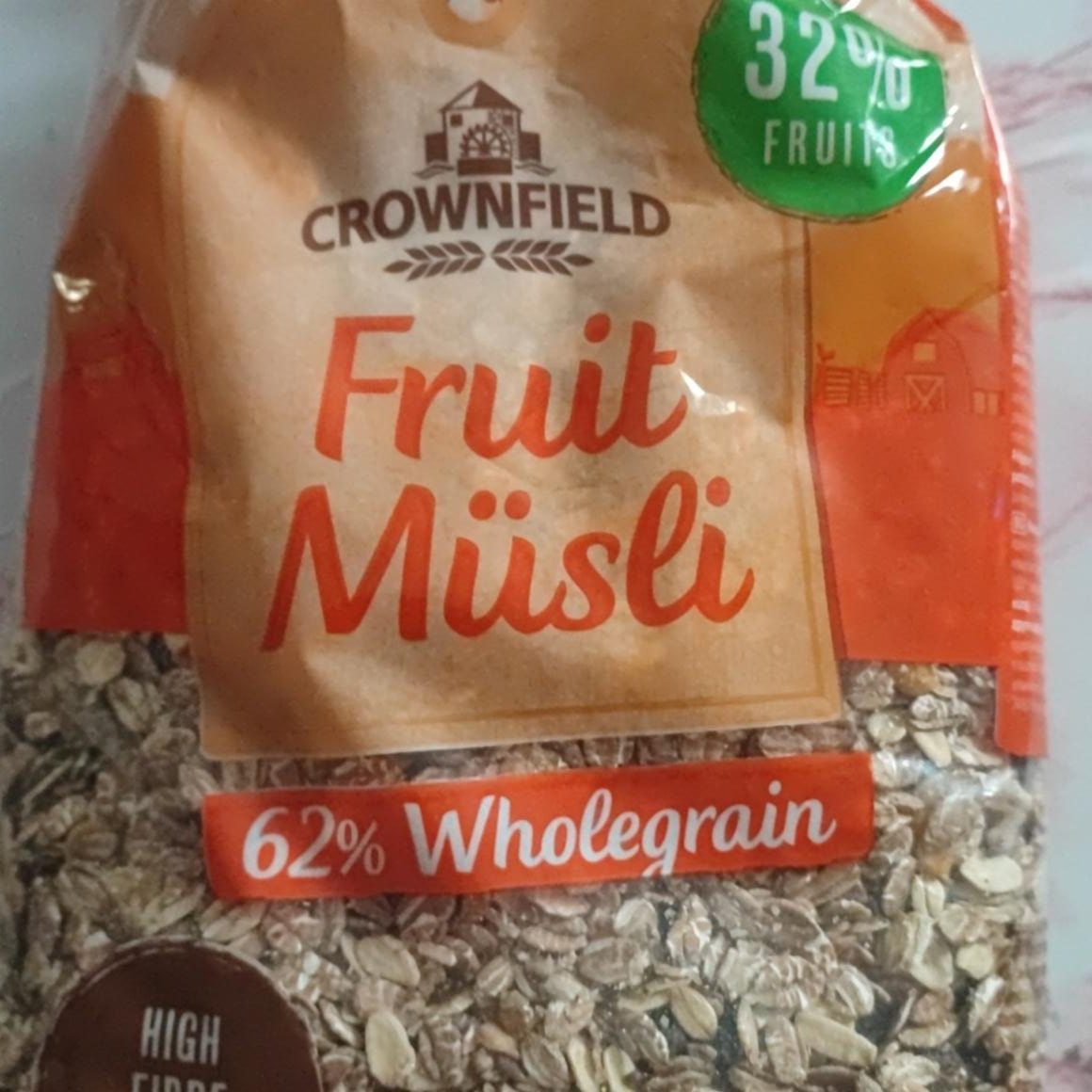 Képek - Fruit Müsli 62% wholegrain Crownfield