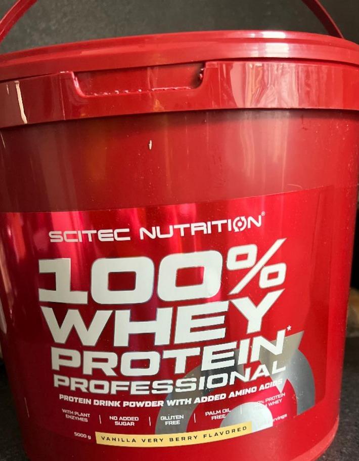 Képek - 100% Whey protein professional Vanilla Very Berry flavored Scitec Nutrition