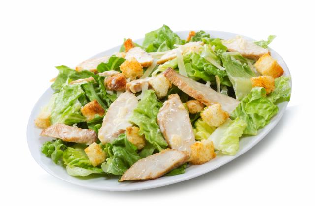 Képek - Caesar saláta csirke hússal és krutonokkal