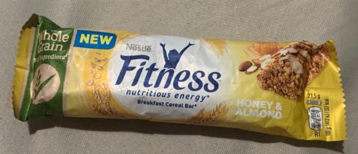 Képek - Fitness Honey Almond mézes-mandulás gabonapehely-szelet Nestlé