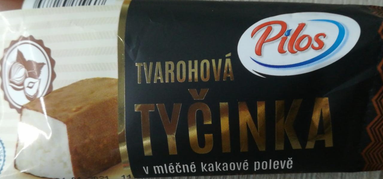 Képek - Tvarohová tyčinka v mléčné kakaové polevě se sekanými lískovými ořechy Pilos