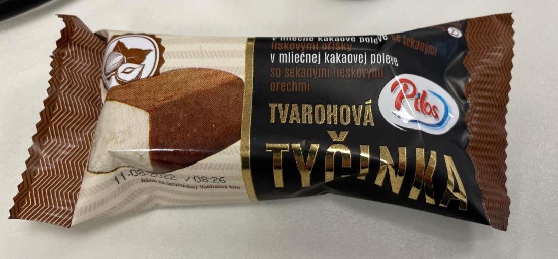 Képek - Tvarohová tyčinka v mléčné kakaové polevě se sekanými lískovými ořechy Pilos