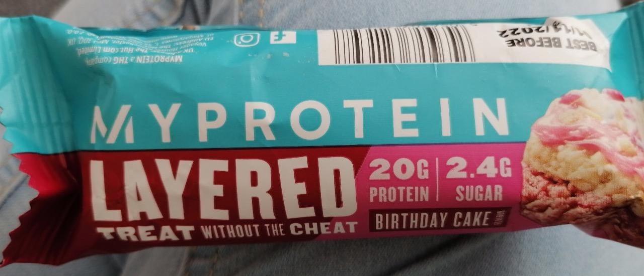 Képek - Layered treat fehérjeszelet Birthday cake MyProtein