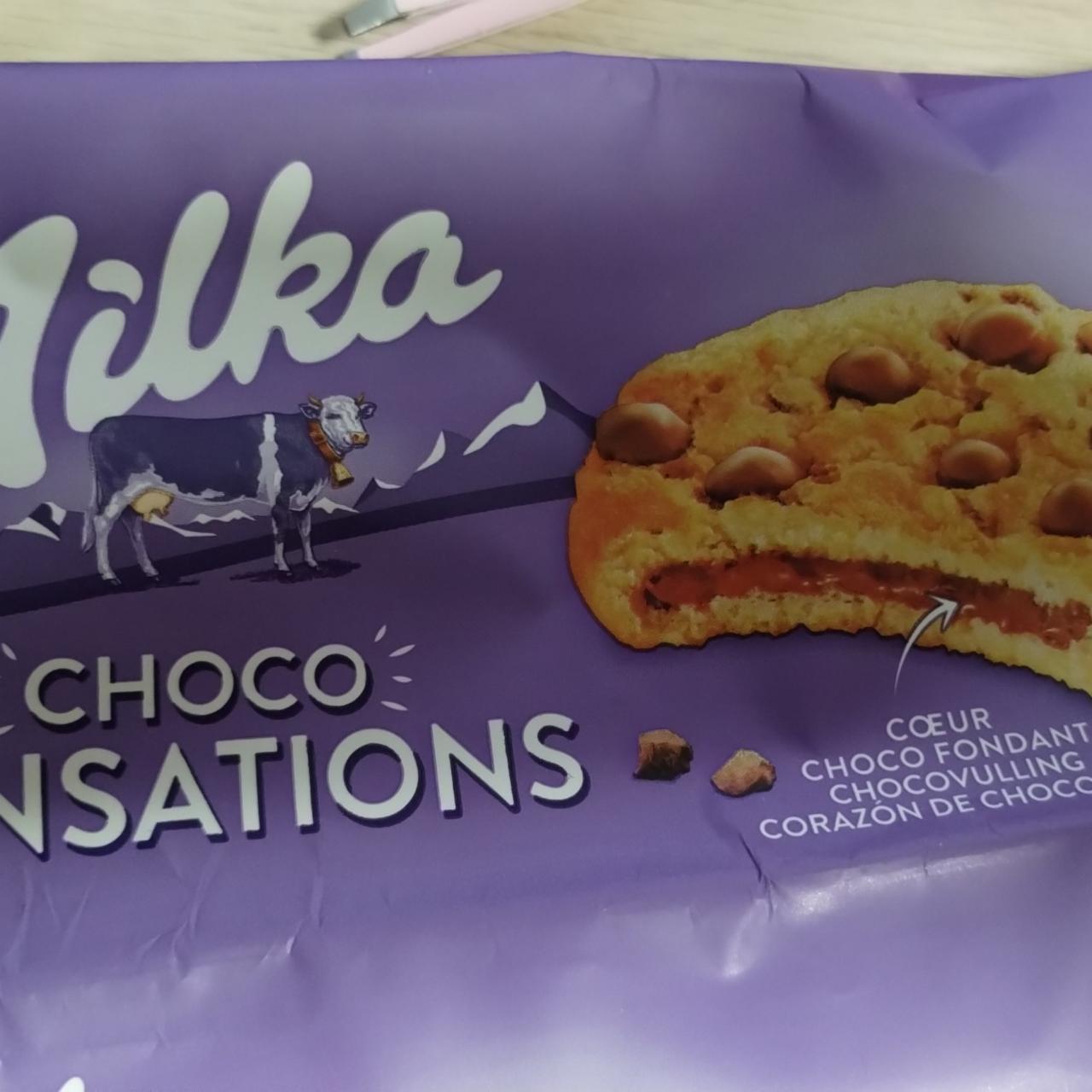 Képek - Milka Cookies Sensations keksz alpesi tejcsokoládé darabokkal és tejcsokoládés töltelékkel 156 g