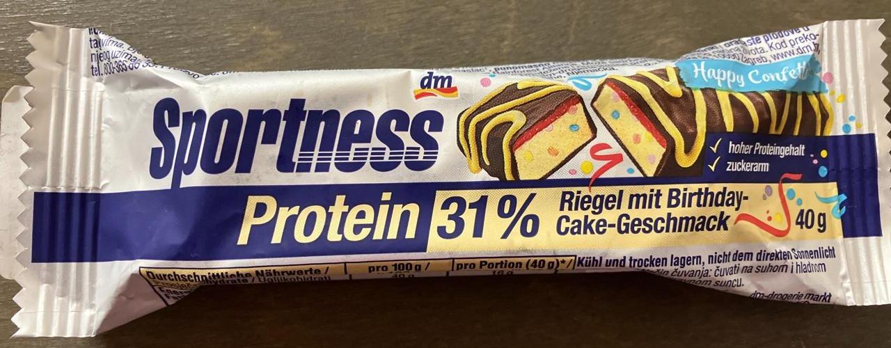Képek - Sportness Protein 31% Riegel mit Birthday Cake Geschmack dm