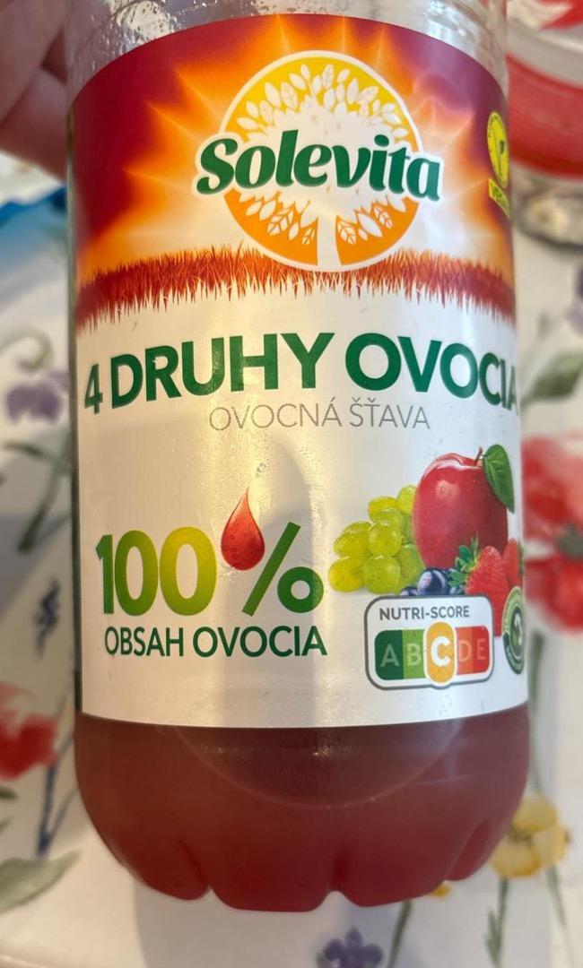 Képek - 4 druhy ovocia ovocná šťava Solevita