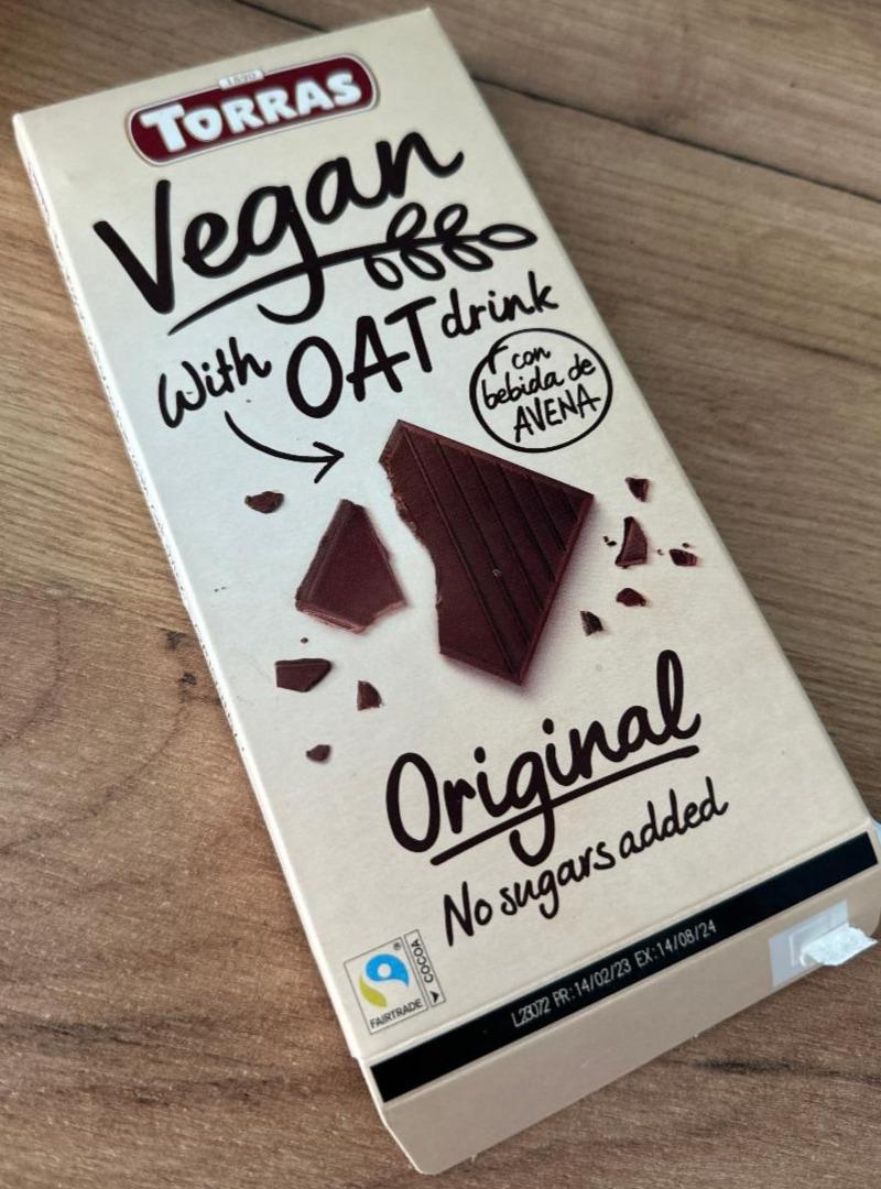 Képek - Vegan csokoládé édesítőszerrel, zabkivonattal és mogyoró pasztával Torras