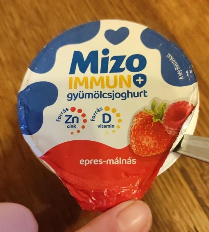 Képek - Mizo Immun+ epres-málnás, laktózmentes, élőflórás gyümölcsjoghurt 125 g