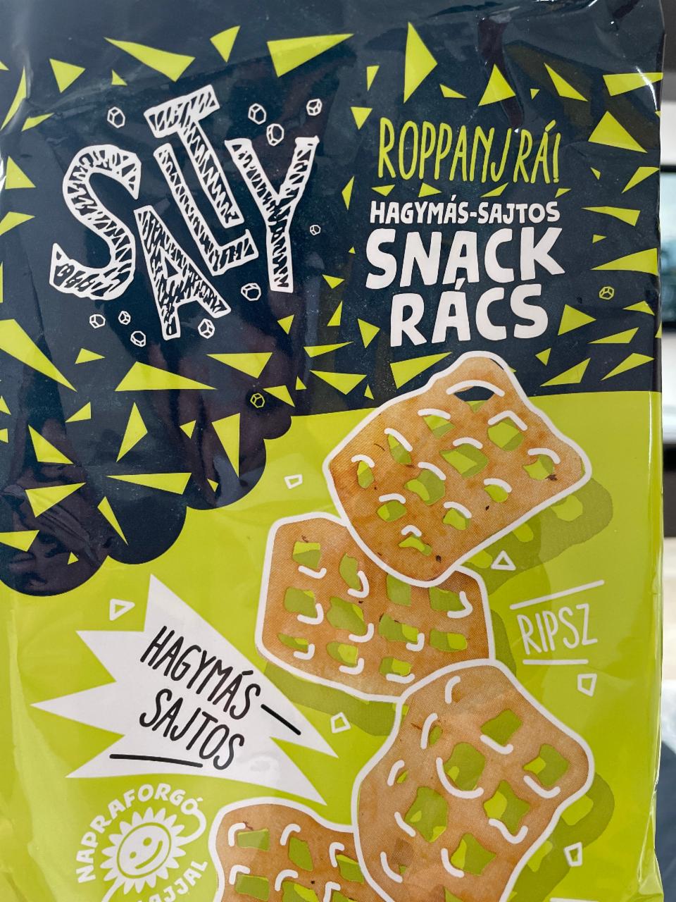 Képek - Roppanjrái hagymás-sajtos snack rács Salty