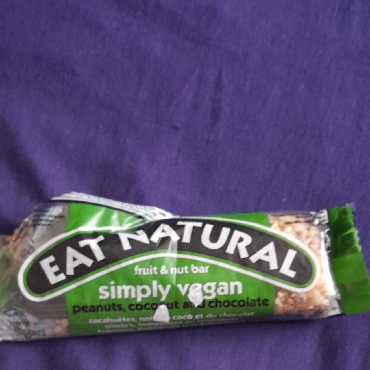 Képek - Fruit & nut bar simply vegan peanuts, coconut and chocolate Eat natural