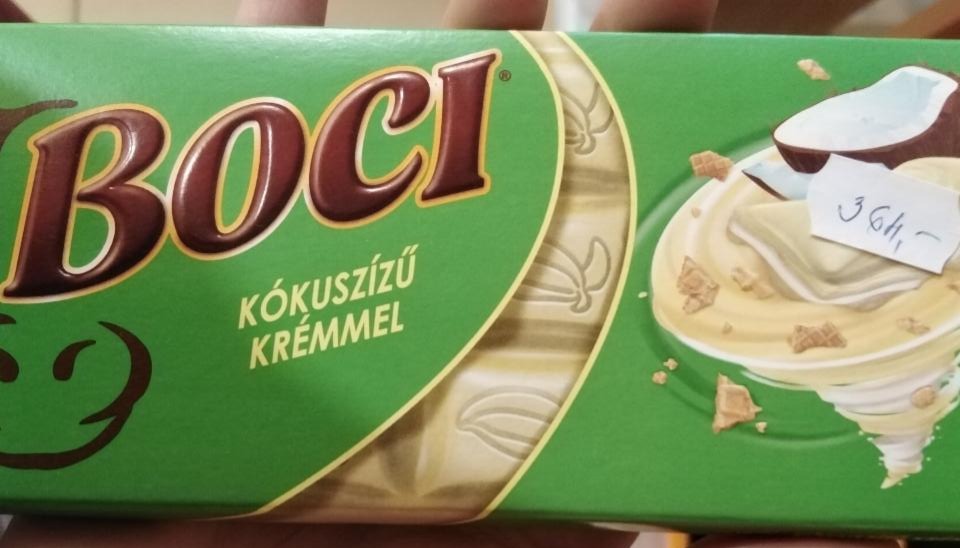 Képek - Boci kókuszízű krémmel töltött fehér csokoládé ostyadarabokkal