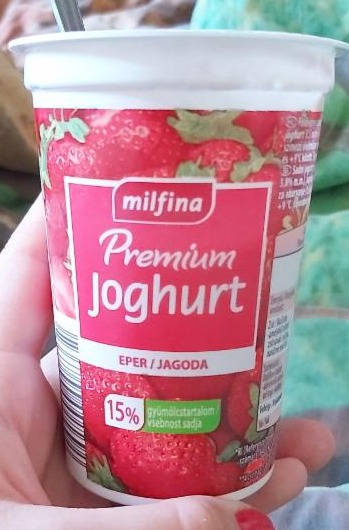 Képek - Premium joghurt epres Milfina