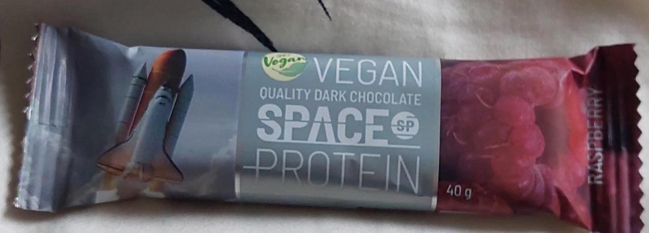 Képek - Vegan Quality Dark Chocolate Space Protein Bar