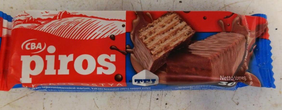 Képek - Kakaós tej bevonó masszával mártott kakaós krémmel töltött ostya CBA Piros