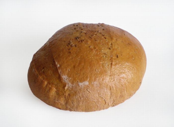 Képek - szeletelt köménymagos kenyér