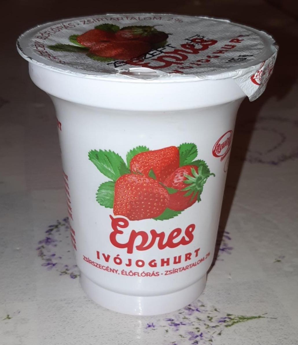 Képek - Egri poharas ivójoghurt epres Egertej