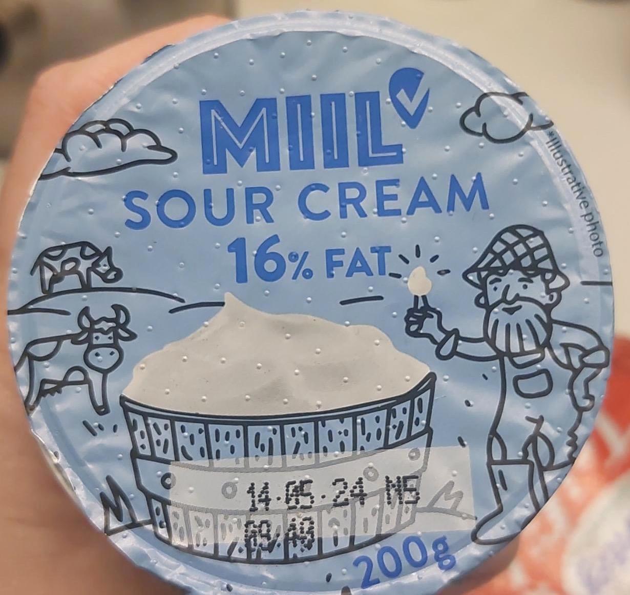 Képek - Sour cream 16% fat Miil