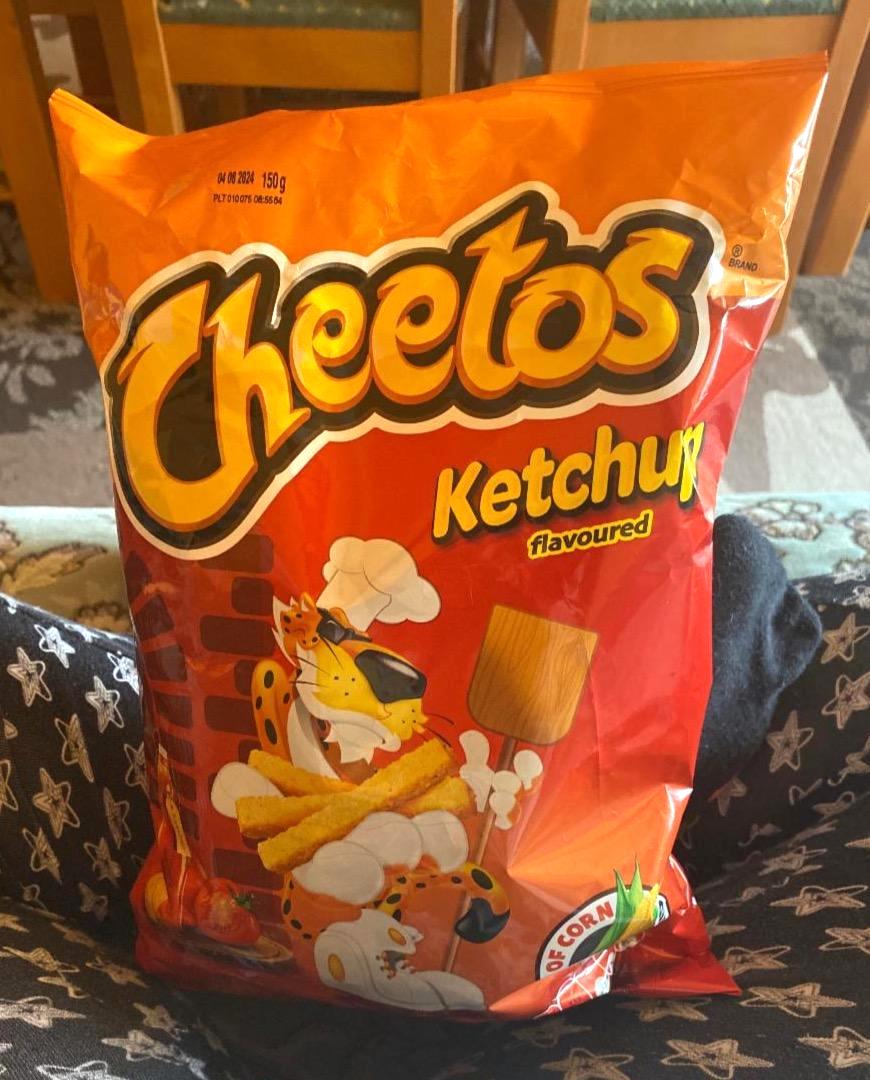 Képek - Cheetos ketchup flavoured