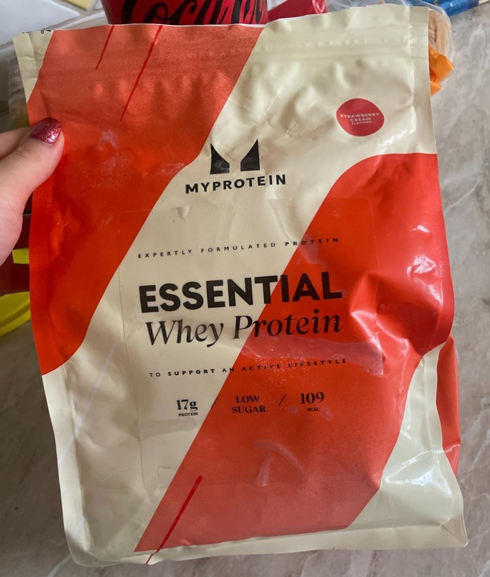 Képek - Essential whey protein-strawberry cream flavour Myprotein