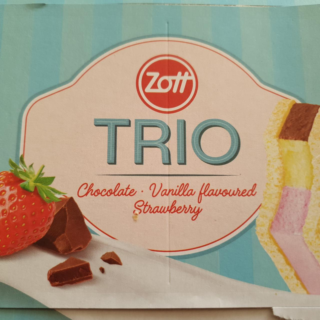 Képek - Zott Trio epres krémmel, tejcsokoládés krémmel és vanília ízű krémmel töltött sütemény 29 g