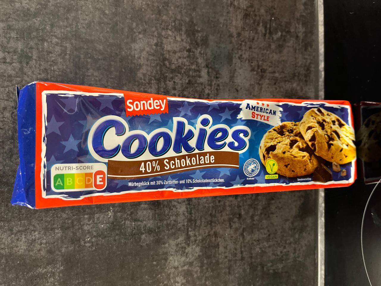 Képek - Cookies with 40% chocolate chips Sondey