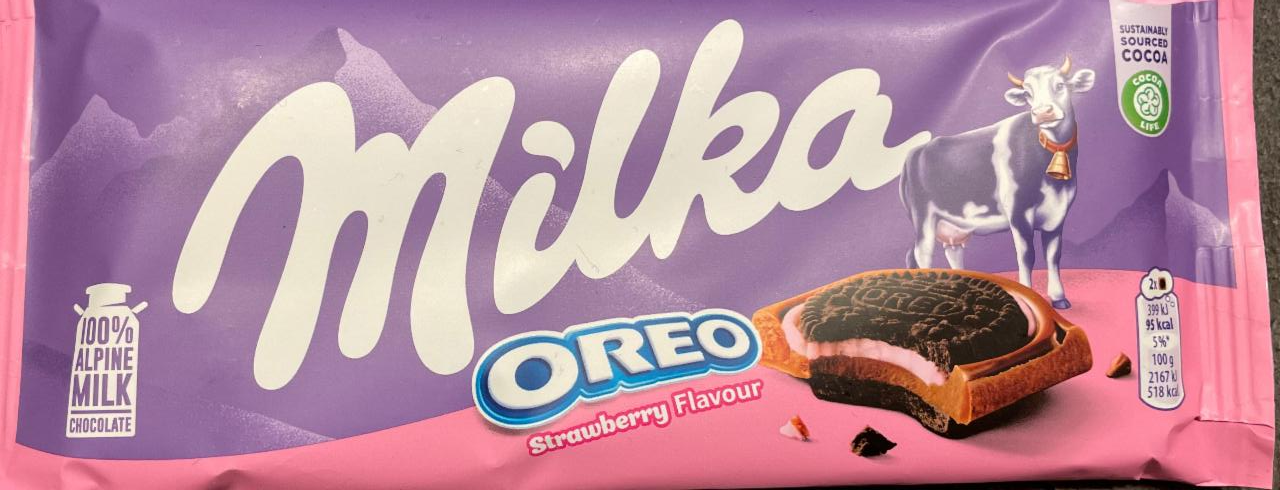 Képek - Milka Oreo kakaós keksz eperízű krémtöltelékkel alpesi tejcsokoládén 92 g