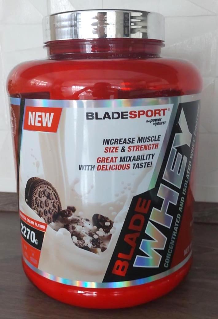 Képek - Whey protein Cookies & cream Bladesport