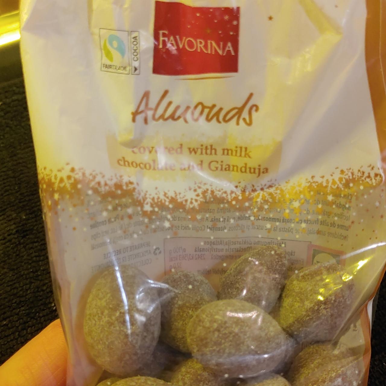 Képek - Almonds covered with milk chocolate Favorina