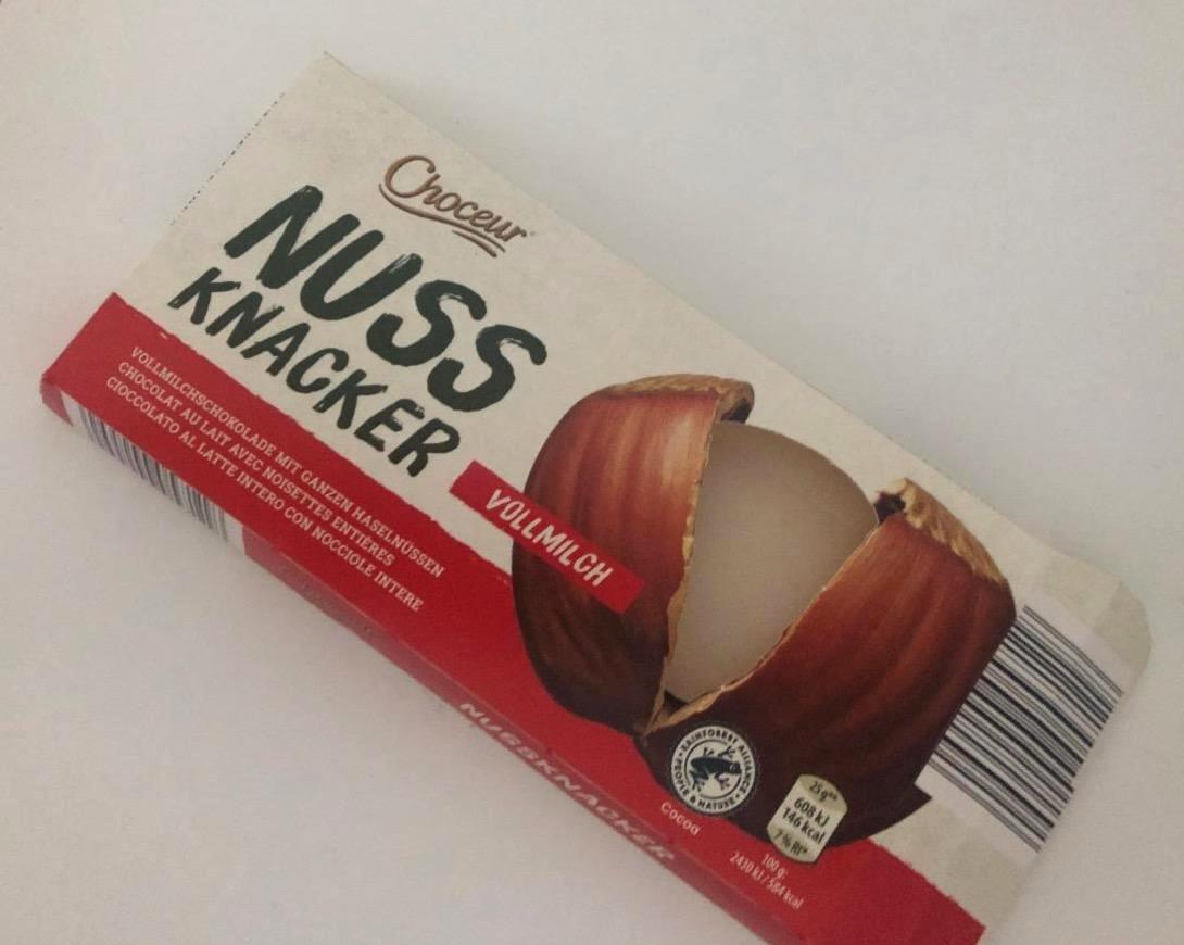 Képek - Nussknacker egész mogyorós csokoládé Choceur