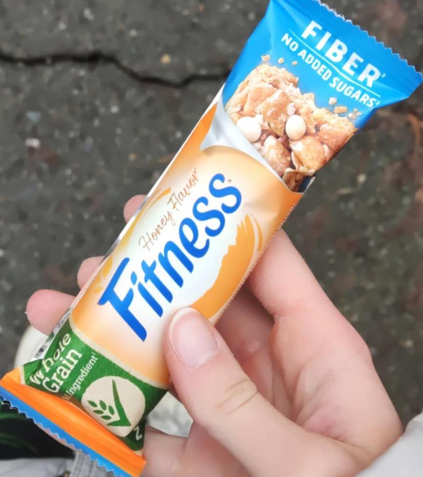 Képek - Fitness fehér csokoládéval szórt méz ízű gabonapehely-szelet édesítőszerrel Nestlé