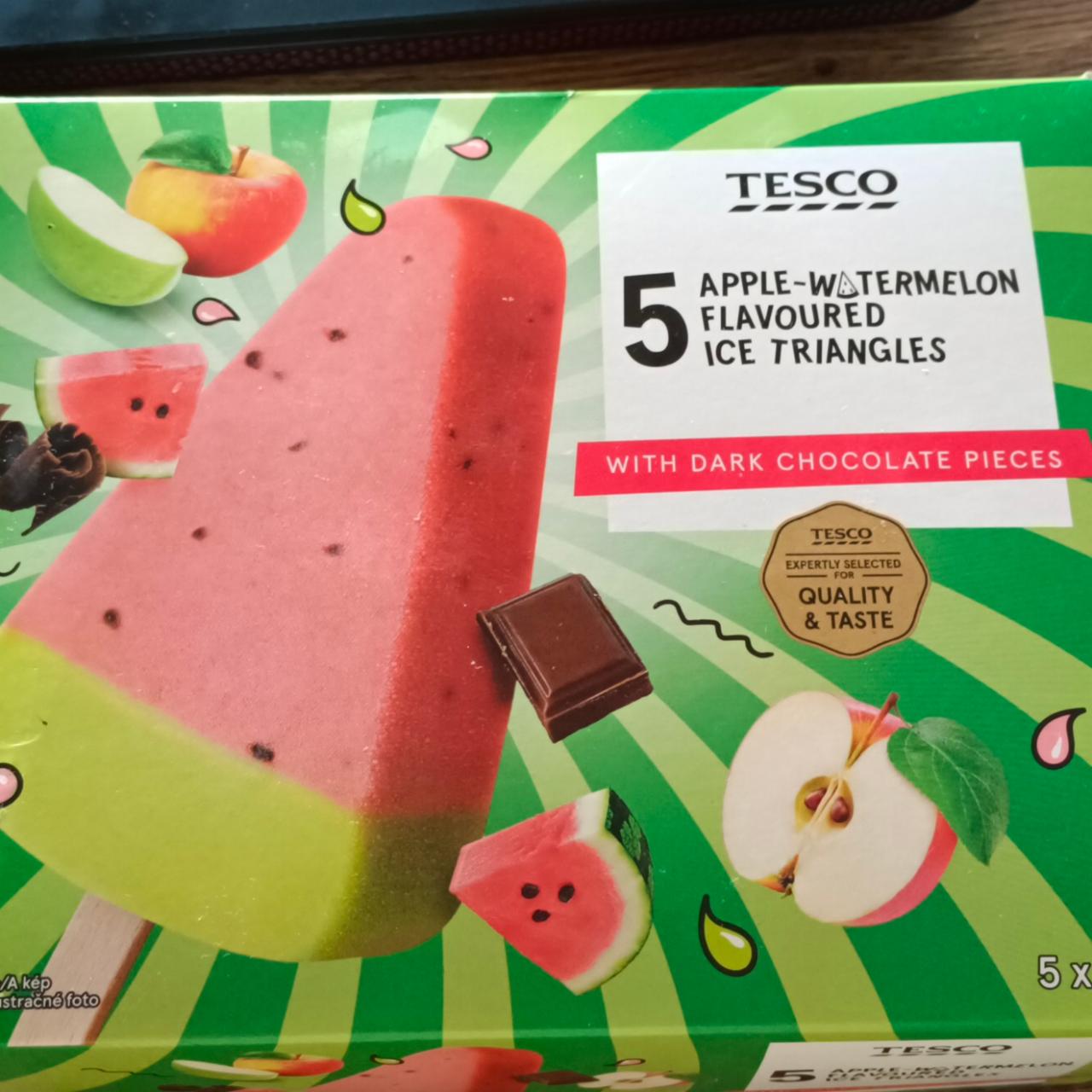 Képek - Apple-Watermelon Flavoured Ice Triangles with Dark Chocolate Pieces Tesco