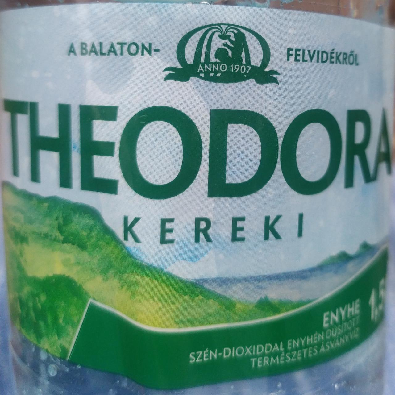 Képek - Theodora Enyhe Kereki