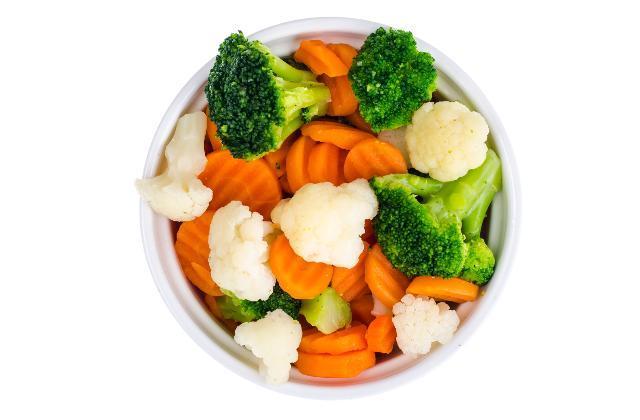 Képek - főtt zöldség: káposzta, répa, zeller, brokkoli, karfiol