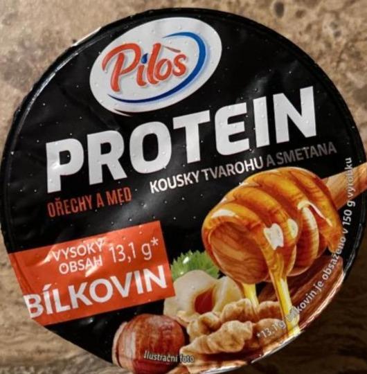 Képek - Protein ořechy a med kousky tvarohu a smetana Pilos