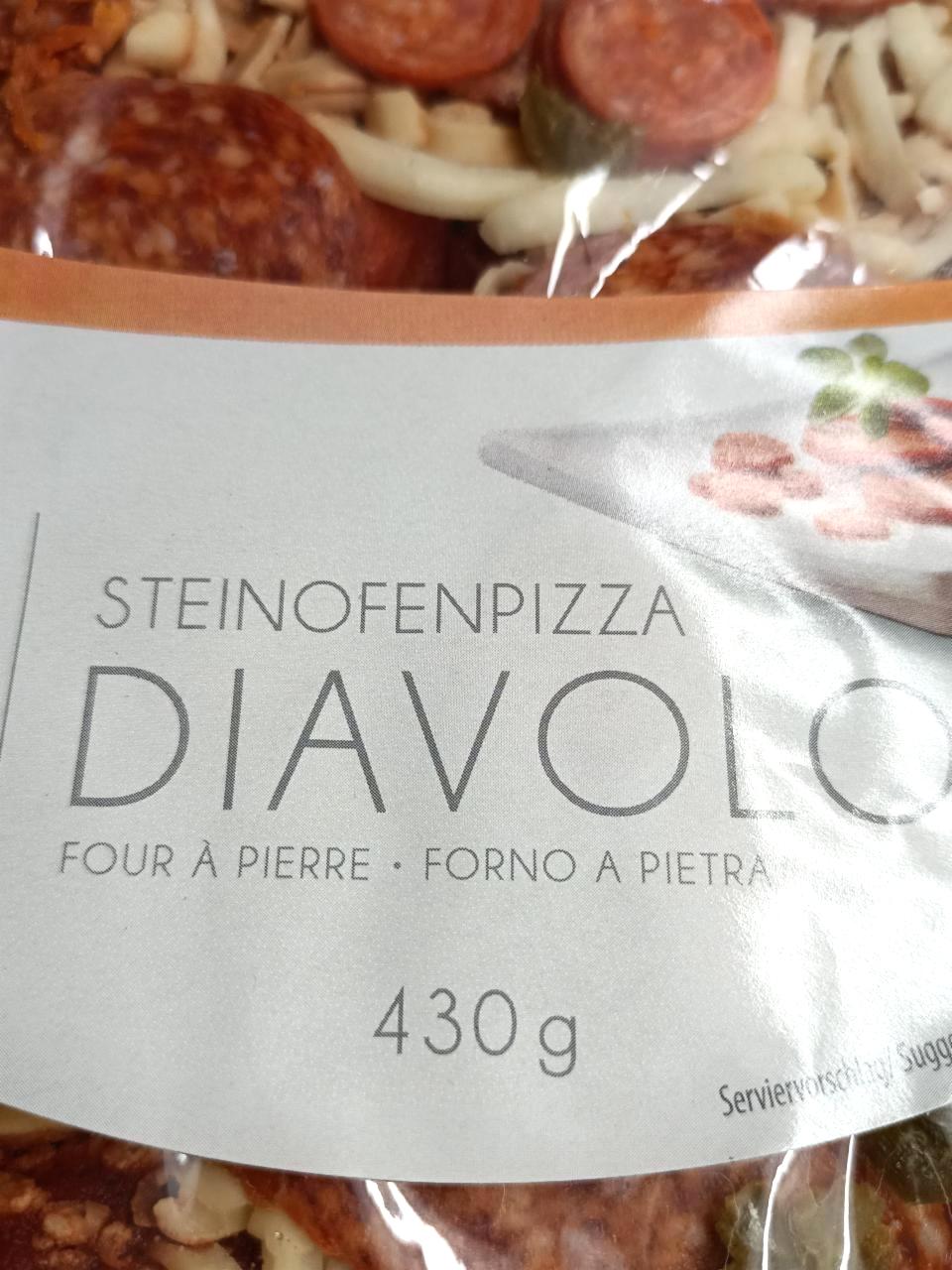 Képek - Pizza mozzarellával, paprikás szalámival és jalapeno paprikával Steinoffenpizza