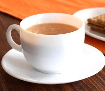 Képek - fekete tea tejjel, cukor nélkül