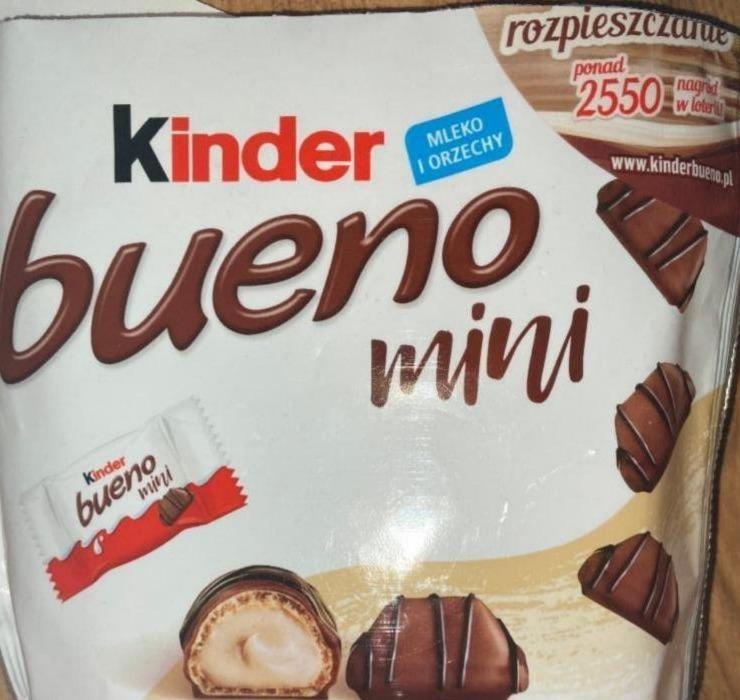 Képek - Bueno mini tejcsokoládéval bevont tejes-mogyorós töltésű ostya Kinder