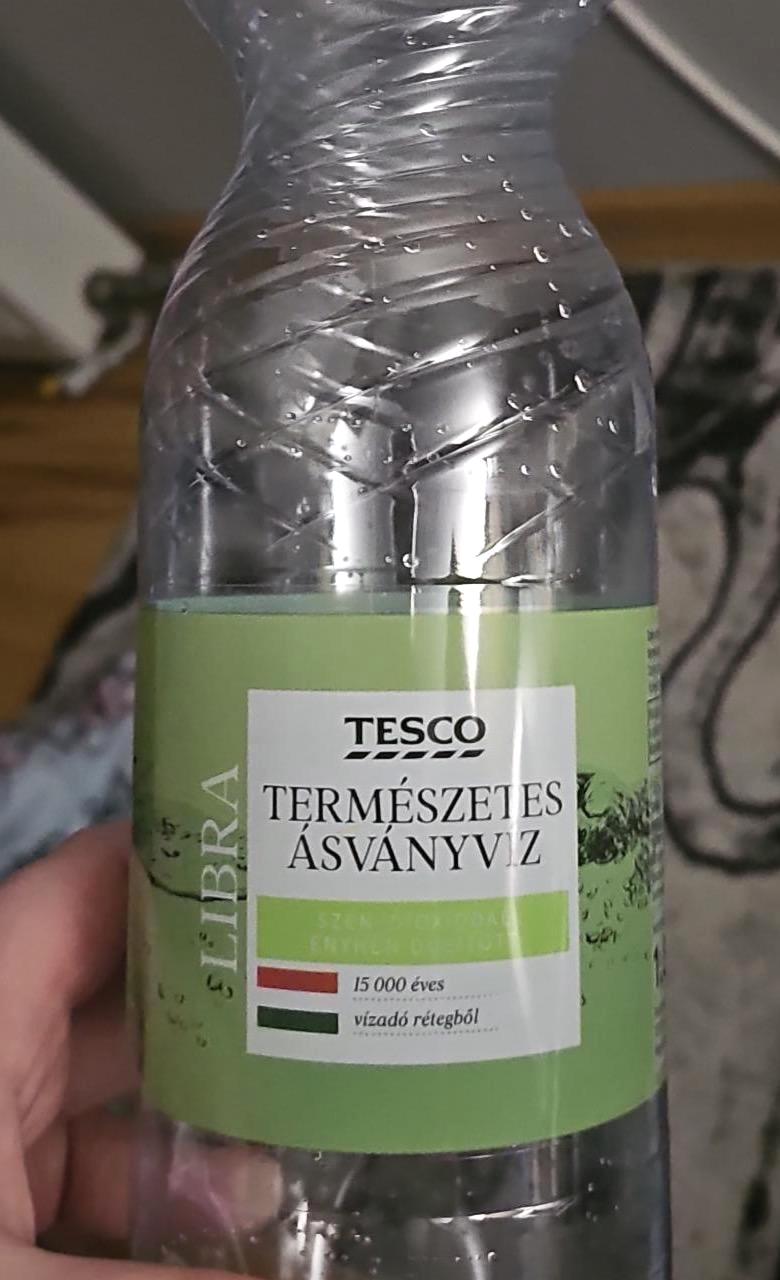 Képek - Libra Természetes ásványvíz széndioxiddal enyhén dúsított Tesco
