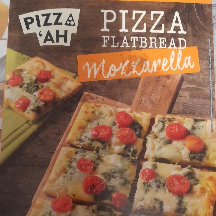 Képek - Pizza Flatbread Mozzarella Pizza'ah