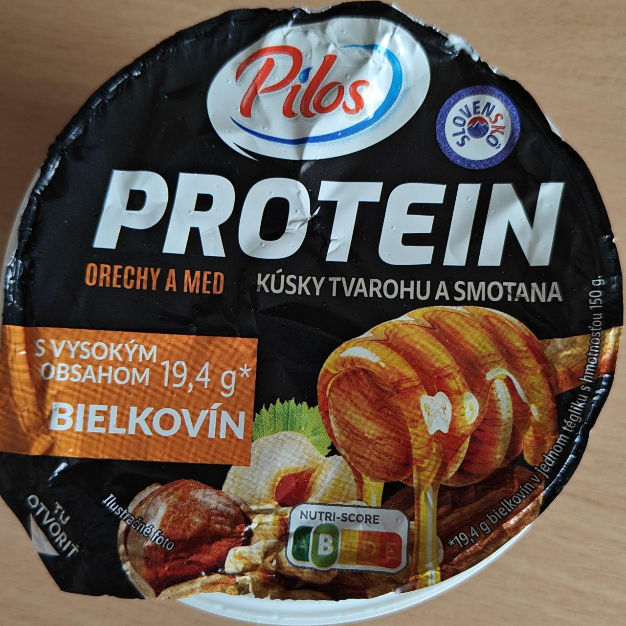 Képek - Protein kousky tvarohu a smetana ořechy a med Pilos