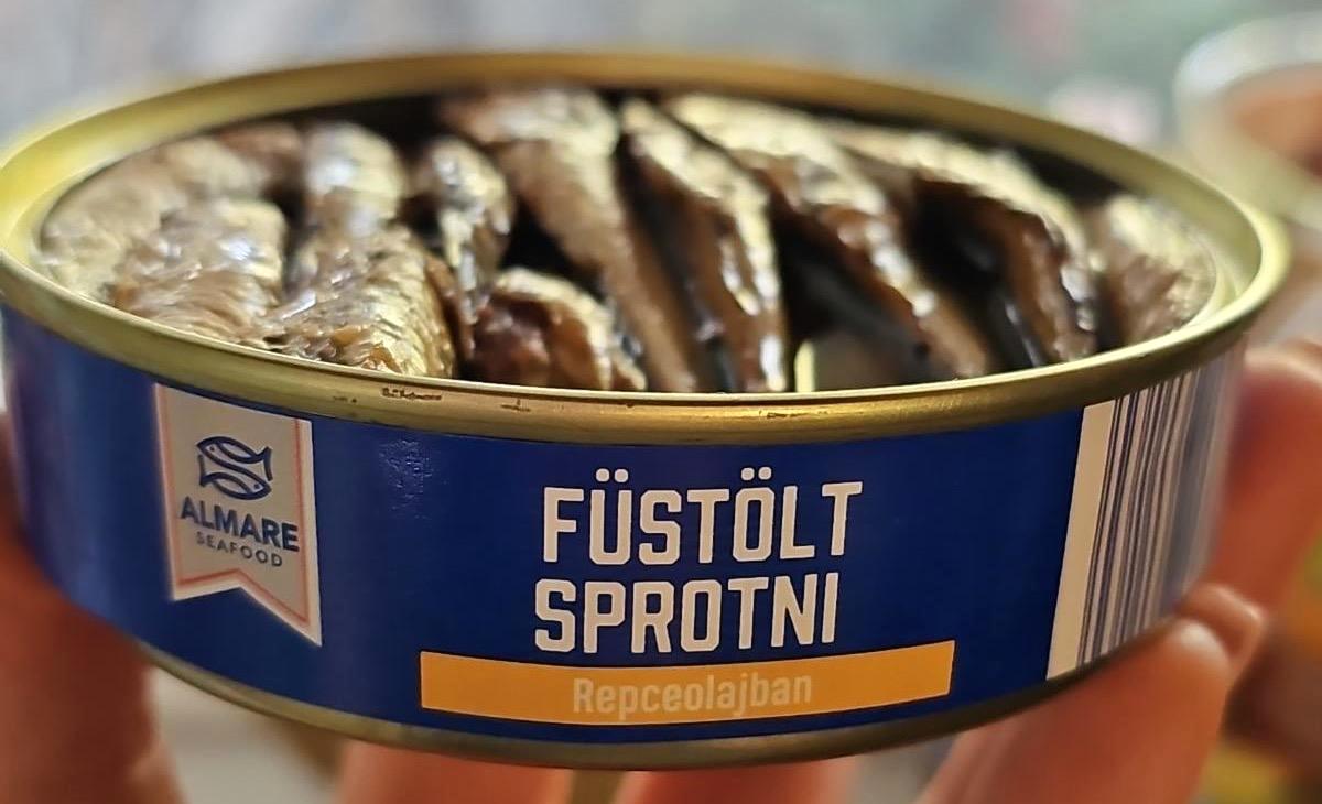 Képek - Füstölt sprotni repceolajban Almare seafood